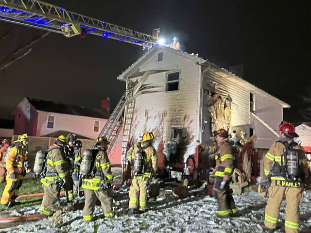 6981172_web1_gtr-BovardHouseFire-012424