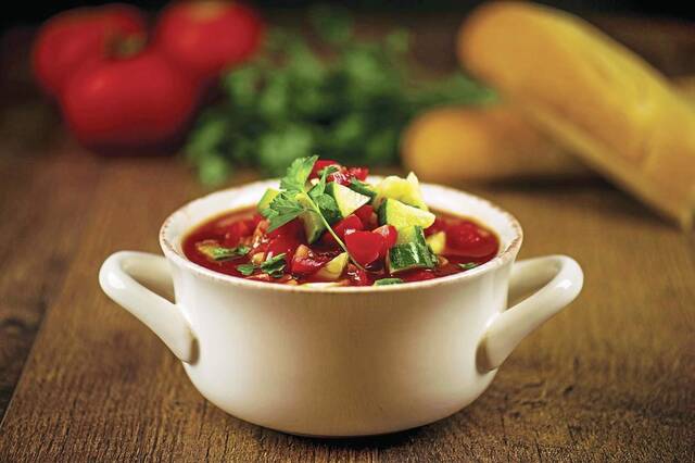 6984011_web1_Soup-Bowl