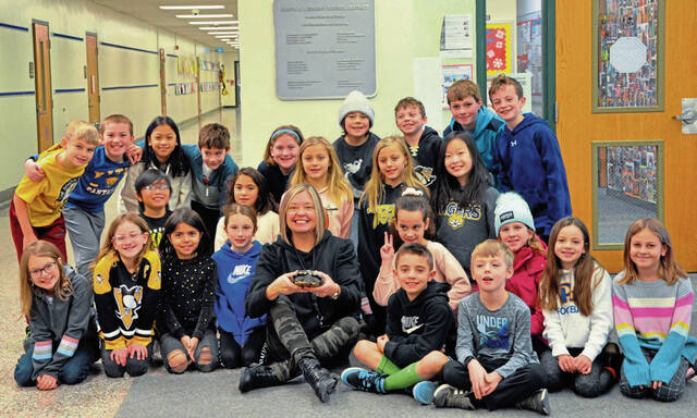 6985040_web1_naj-classpets-020124-4
