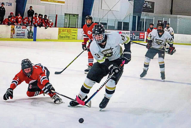 Gateway seniors honored amidst unbeaten hockey season