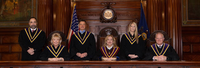 6993941_web1_state-supreme-court