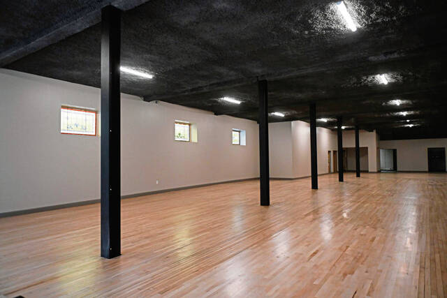 7006271_web1_gtr-LatMurphyRenovate002-020324