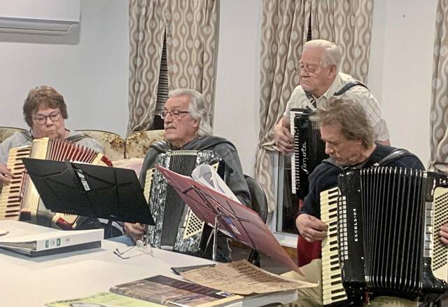 7010511_web1_vep-accordianclub-020424