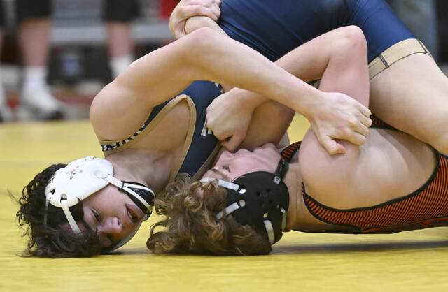 Wrestling notebook: Franklin Regional to face PIAA tournament favorite