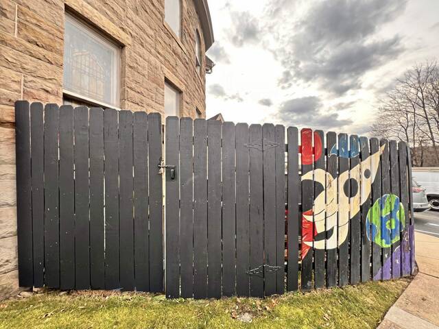 Vandals paint vulgar images, words on church property in Oakmont