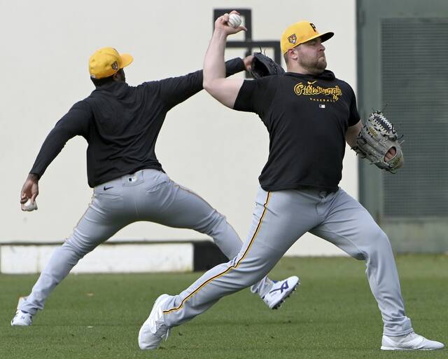 7054855_web1_ptr-BucsST01-021724