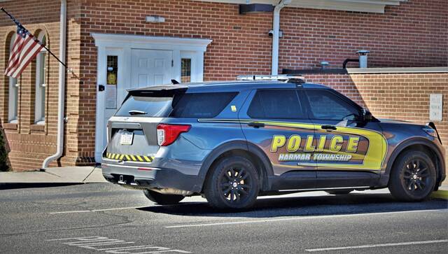 7059295_web1_WEB-harmar-police-car-1