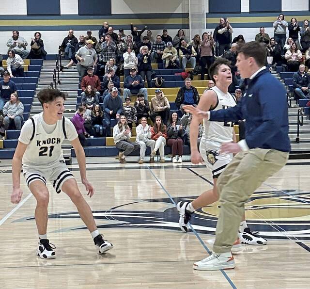 Young Knoch rallies to defeat Beaver in Class 4A boys first round