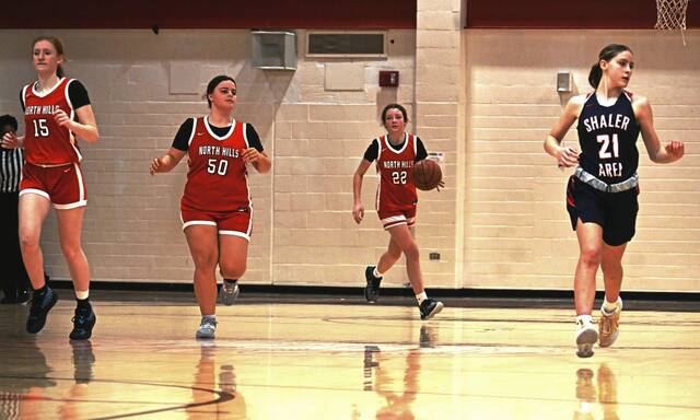 7063414_web1_nh-undefeatedgirls-022924-7