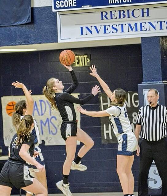 Trib HSSN girls basketball player of the week for Feb. 18, 2024<span class="headline-video">Video <i class="fa-solid fa-circle-play"></i></span>
