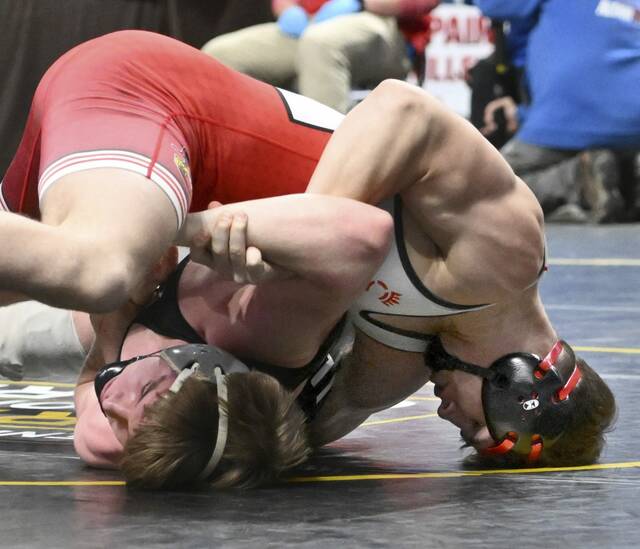 WPIAL wrestling notebook: Frazier’s Rune Lawrence looking to make history