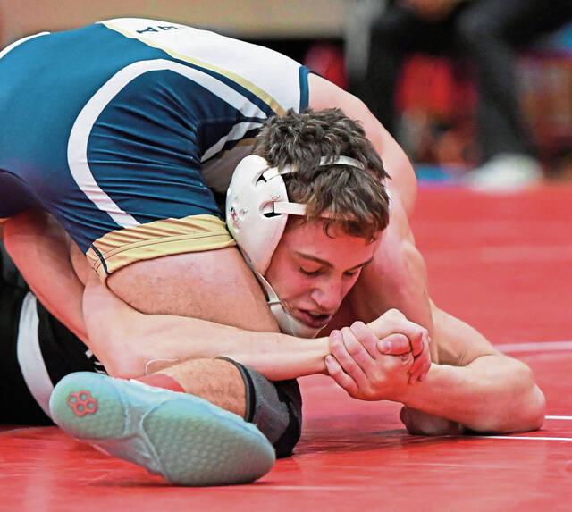 Quaker Valley wrestlers show postseason mettle in section tournament