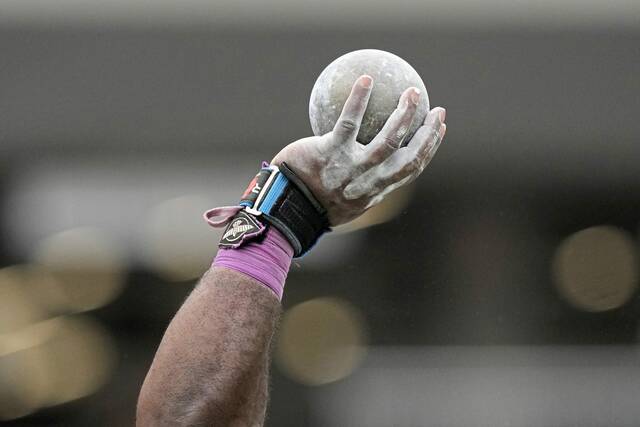 Senior shot putter leads Fox Chapel indoor track state qualifiers