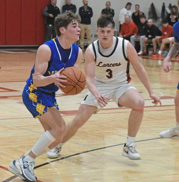 No. 3 Neshannock holds off No. 12 Derry in WPIAL quarters