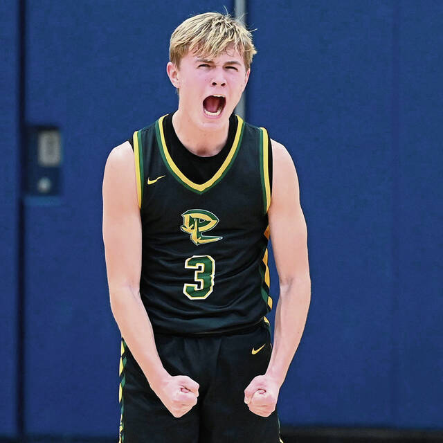 Deer Lakes fends off Ellwood City in chaotic final seconds of overtime