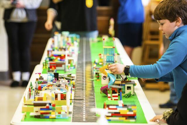 7066851_web1_wep-LegoClub3-022524