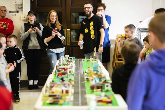 7066851_web1_wep-LegoClub4-022524