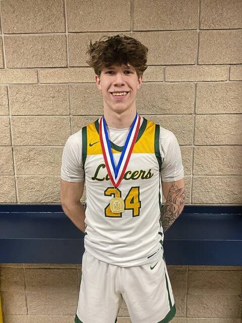 A-K Valley athletes of the week: Freeport’s Kira Schrecongost, Deer Lakes’ Wayne Love