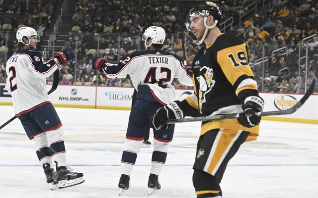 7115966_web1_ptr-PensJackets08-030624