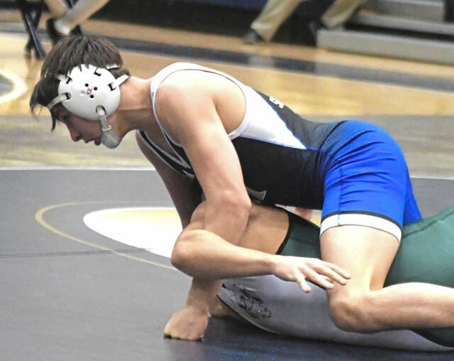 Hempfield wrestling coach Santia knows what it takes to be a state champion