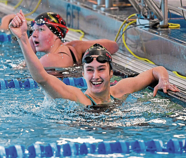 Sarah Pasquella, Fox Chapel swimmers live up to big expectations at WPIAL meet