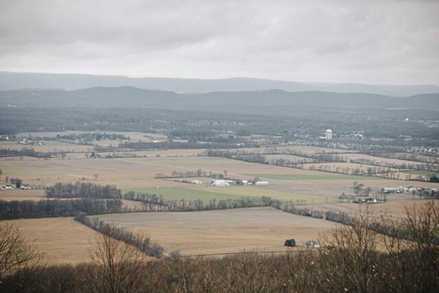 7131016_web1_farmland