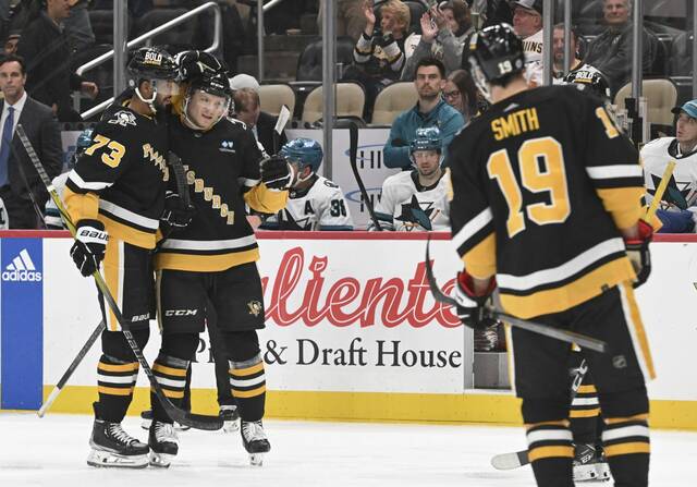 7150205_web1_ptr-PensSharks10-031524