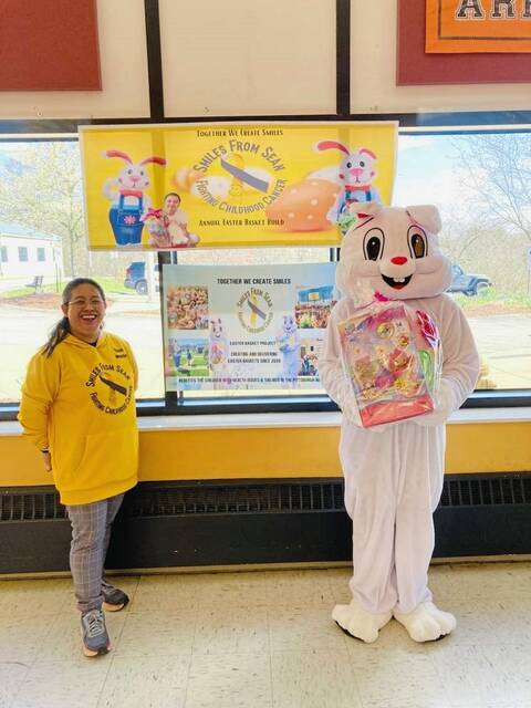 7166042_web1_bp-smilesseanbasket-4