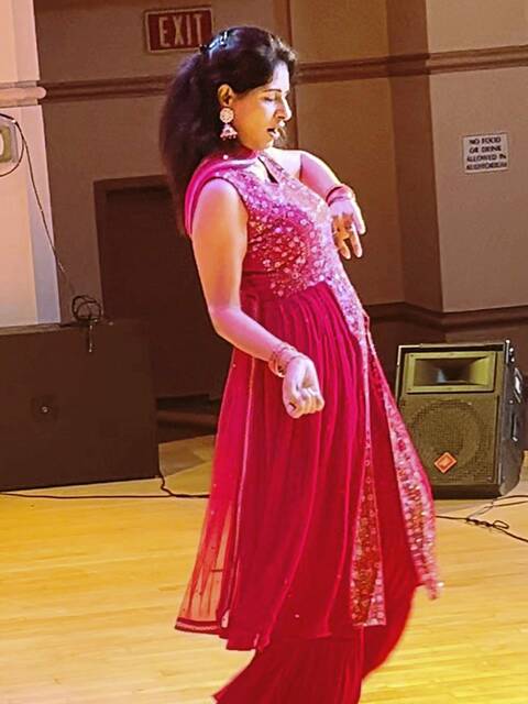 7189175_web1_naj-indianidol-040424