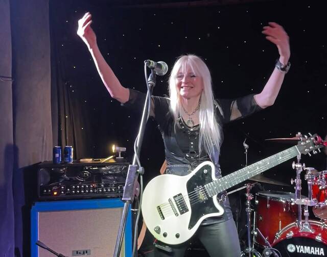 7218001_web1_ptr-Girlschool3-040524