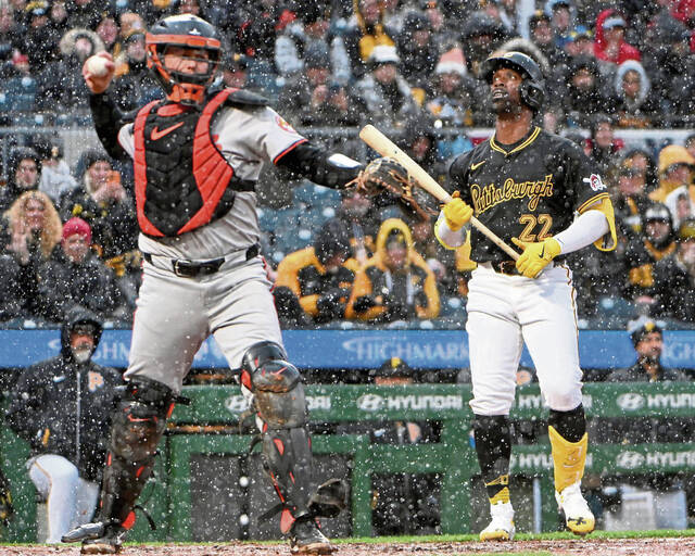 7218680_web1_ptr-BucsOpener04-040624