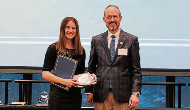 7238179_web1_sj-student-042524