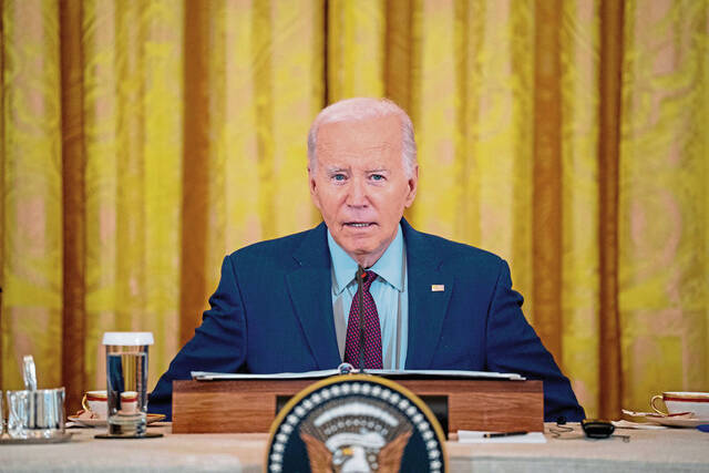 7242555_web1_US-NEWS-BIDEN-DONATIONS-LAWYERFEES-GET