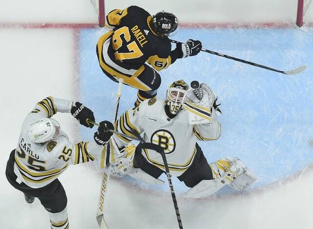 7248116_web1_ptr-PensBruins10-041424
