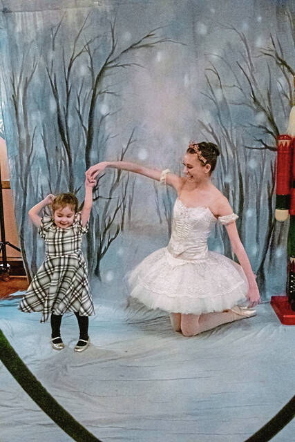 7248623_web1_gtr-accessibletheater-ballet