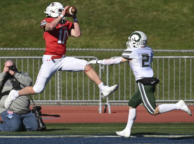 Peters Township linebacker Mickey Vaccarello commits to Stanford