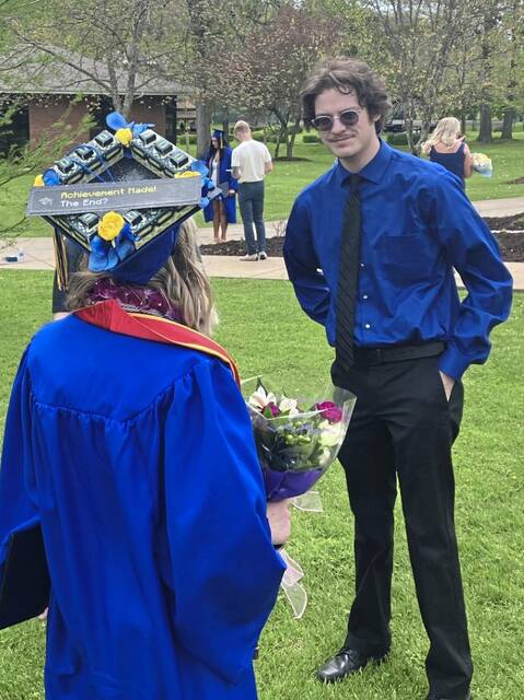 7278441_web1_UPGgrad7