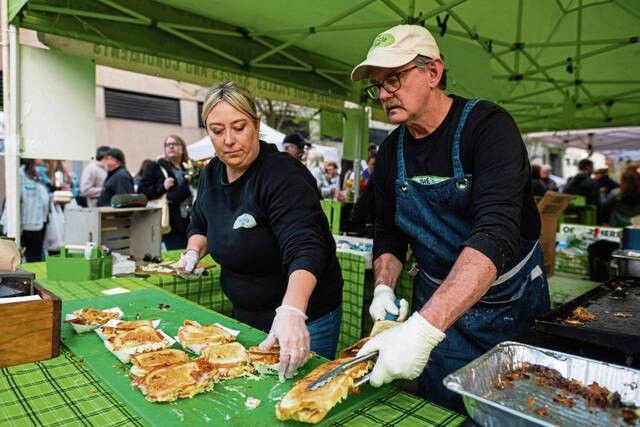 7285475_web1_gtr-NightMarket1-042624