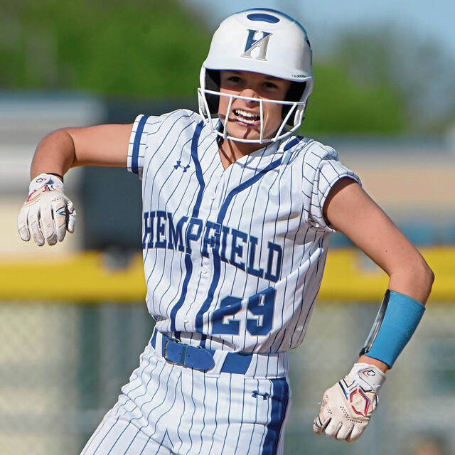 Hempfield softball team dominates No. 1 Seneca Valley
