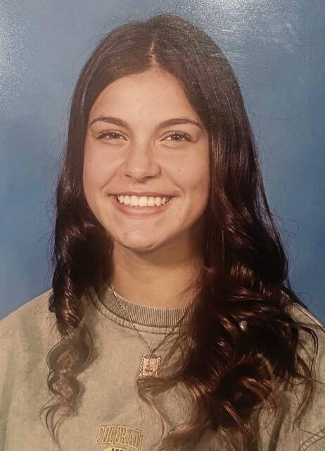 Westmoreland County high school notebook: Belle Vernon runner picks Robert Morris