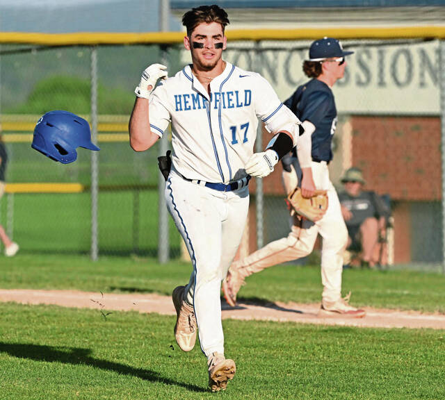 Hempfield wins sloppy game vs. Norwin with walk-off single