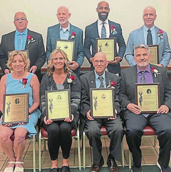 Emotions run high during 53rd Alle-Kiski Valley Hall of Fame induction ceremony