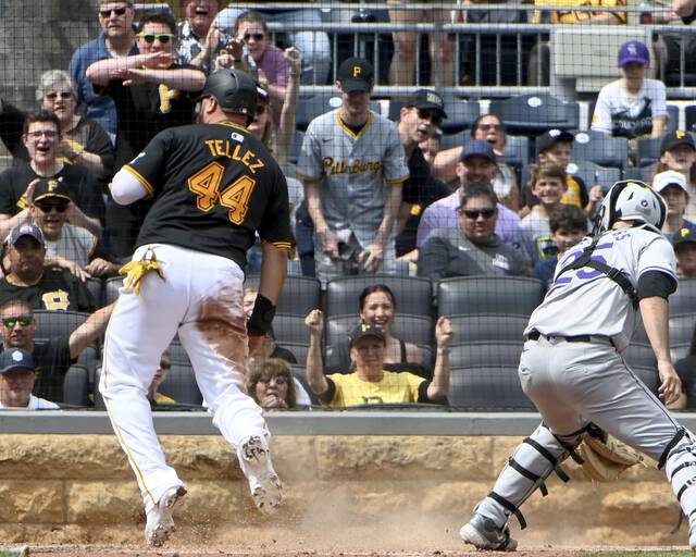 7317310_web1_ptr-BucsRockies09-050624