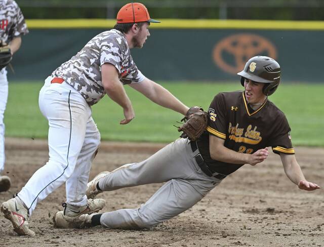 Despite squandering many chances, Greensburg Salem baseball holds on for win over Yough, clinches playoff spot