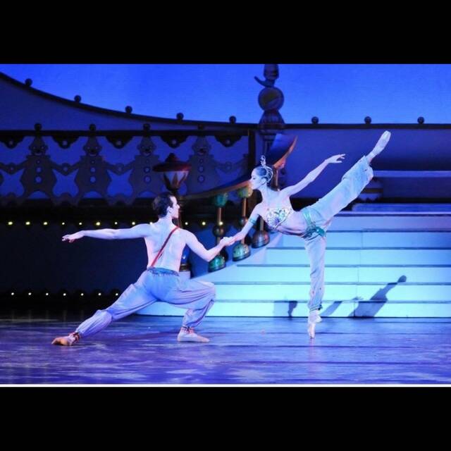 7323964_web1_ptr-balletparentchild1
