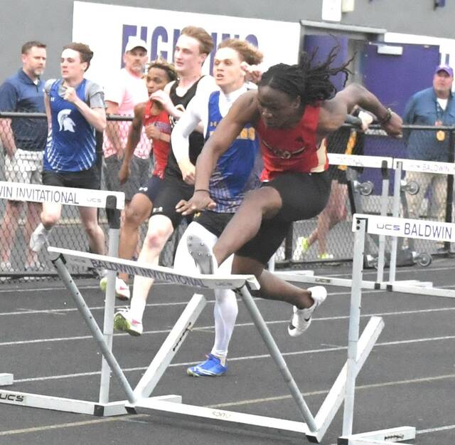 Top performers for Penn Hills track team aim to peak at right time