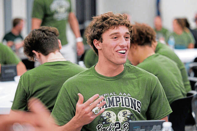 Belle Vernon seniors celebrate back-to-back WPIAL, PIAA football titles