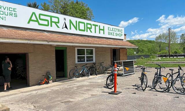 7331232_web1_naj-bikeshop-051624-1