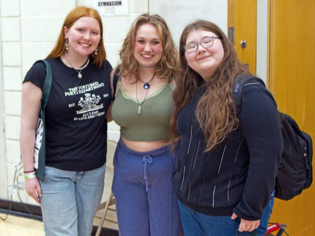 7349260_web1_nhj-communityconnections-052322-10