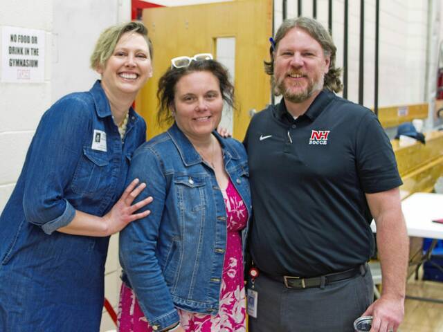 7349260_web1_nhj-communityconnections-052322-3